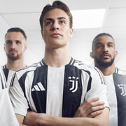 Juventus 24/25 Home Kit